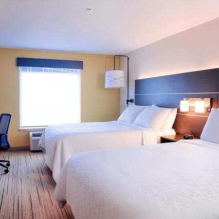 Holiday Inn Express Hotel & Suites Chester By Ihg Exterior photo